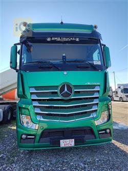 مرسيدس اكتروس